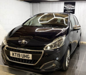 2019 Peugeot 208 1.2 Puretech Signature in Blue — image 3