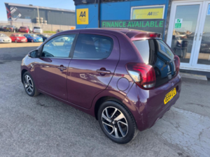 2015 Peugeot 108 1.2 Vti Puretech Allure Euro 5 5dr in Purple — image 4