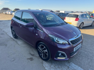 2015 Peugeot 108 1.2 Vti Puretech Allure Euro 5 5dr in Purple — image 5