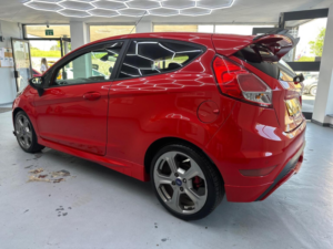 2014 Ford Fiesta 1.6t Ecoboost St-3 Euro 5 (s/s) 3dr in Red — image 6