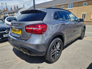 2018 Mercedes-Benz Gla 1.6 Gla180 Urban Edition SUV 5dr Petrol 7g-Dct Euro 6 (s/s) (122 Ps) in Grey — image 3