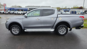 2019 Mitsubishi L200 2.4 Di-D Dc Barbarian 4WD Euro 6 4dr in Grey — image 5