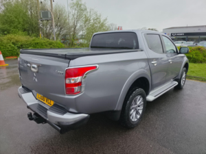 2019 Mitsubishi L200 2.4 Di-D Dc Barbarian 4WD Euro 6 4dr in Grey — image 6