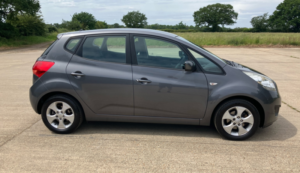2010 Kia Venga 1.4 2 in Grey — image 3