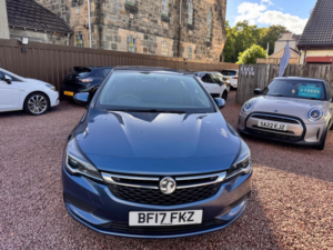 2017 Vauxhall Astra 1.0i Turbo Ecoflex Design Euro 6 (s/s) 5dr in Blue — image 2