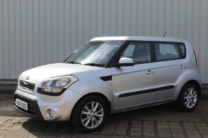 2013 Kia Soul 1.6 Crdi 2 in Silver — image 3
