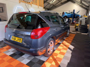 2011 Peugeot 207 Sw 1.6 Vti Allure Estate 5dr Petrol Tiptronic Euro 5 (120 Ps) in Grey — image 4