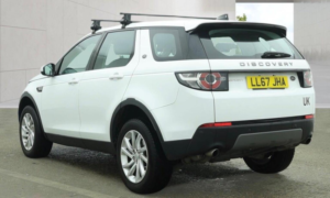 2017 Land Rover Discovery Sport 2.0 Td4 Se 4WD Euro 6 (s/s) 5dr in White — image 2