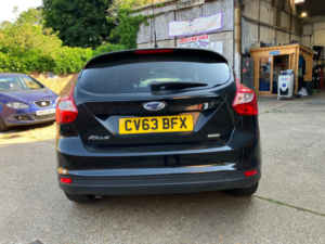 2013 Ford Focus 1.0 T Ecoboost Zetec in Black — image 3