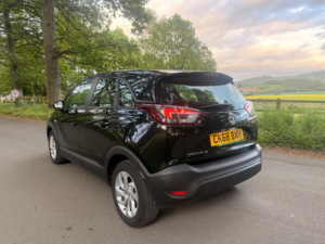 2018 Vauxhall Crossland X 1.2 Se SUV 5dr Petrol Manual Euro 6 (83 Ps) in Black — image 5