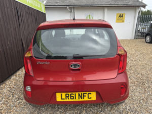 2011 Kia Picanto 1.0 2 in Red — image 5