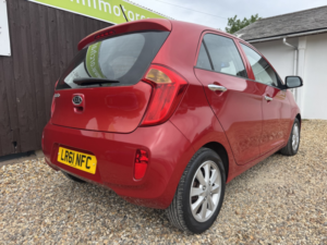 2011 Kia Picanto 1.0 2 in Red — image 6
