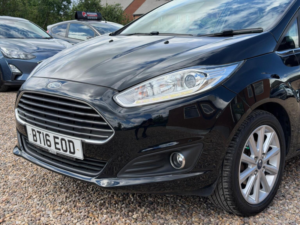 2016 Ford Fiesta 1.0t Ecoboost Titanium Euro 6 (s/s) 3dr in Black — image 3