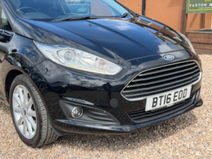 2016 Ford Fiesta 1.0t Ecoboost Titanium Euro 6 (s/s) 3dr in Black — image 5