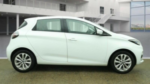 2021 Renault Zoe R110 52kwh Iconic Auto 5dr (i, Rapid Charge) in White — image 5