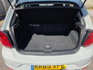 2015 Volkswagen Polo 1.2 Tsi Bluemotion Tech Se DSG Euro 6 (s/s) 5dr in White — image 6