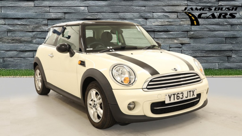 2013 MINI Hatch 1.6 Cooper D Hatch in White — image 1