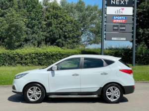 2011 Hyundai Ix35 1.7 Crdi Premium Euro 5 (s/s) 5dr in White — image 4
