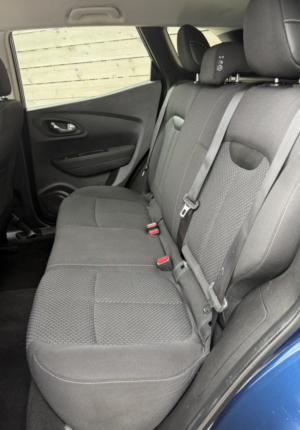 2016 Renault Kadjar 1.5 Dynamique Nav Dci 110 in Blue — image 5
