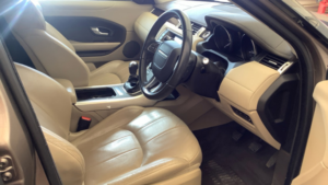 2016 Land Rover Range Rover Evoque Ed4 Se in Brown — image 4