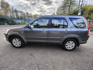 2006 Honda Cr-V 2.0 I-Vtec Executive in Grey — image 5