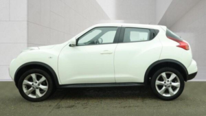 2012 Nissan Juke 1.6 Acenta Euro 5 (s/s) 5dr in White — image 5