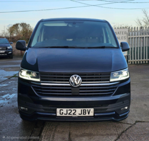 2022 Volkswagen Transporter 2.0 Tdi T30 Highline DSG Fwd Swb Euro 6 (s/s) 5dr in Blue — image 2