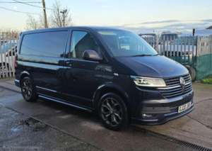2022 Volkswagen Transporter 2.0 Tdi T30 Highline DSG Fwd Swb Euro 6 (s/s) 5dr in Blue — image 6