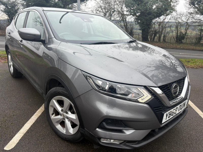 2019 Nissan Qashqai 1.3 Dig-T Acenta Premium in Grey — image 1