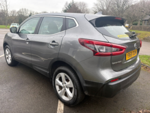 2019 Nissan Qashqai 1.3 Dig-T Acenta Premium in Grey — image 6