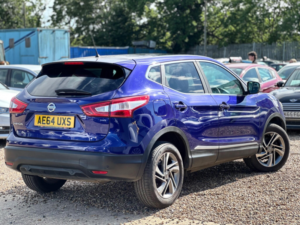 2014 Nissan Qashqai 1.2 Dig-T Acenta Premium 2WD Euro 5 (s/s) 5dr in Blue — image 3