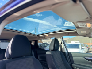 2014 Nissan Qashqai 1.2 Dig-T Acenta Premium 2WD Euro 5 (s/s) 5dr in Blue — image 4