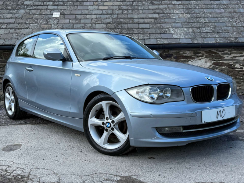 2010 BMW 1 Series 2.0 116i Sport 3dr in Blue — image 1