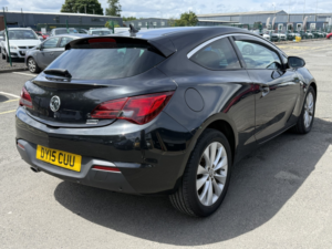 2015 Vauxhall Astra Gtc 2.0 Cdti Sri in Black — image 3