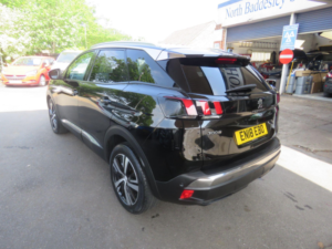 2018 Peugeot 3008 1.2 Puretech Allure Euro 6 (s/s) 5dr in Black — image 5