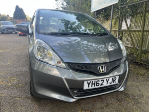 2012 Honda Jazz 1.4 I-Vtec Es in Grey — image 2