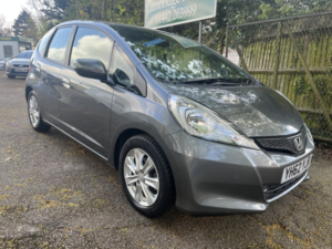 2012 Honda Jazz 1.4 I-Vtec Es in Grey — image 3