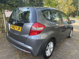 2012 Honda Jazz 1.4 I-Vtec Es in Grey — image 6