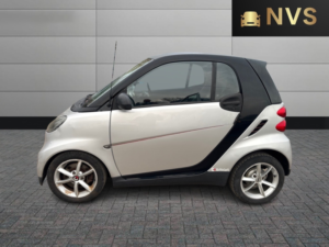 2009 Smart Fortwo 1.0 Mhd Pure in Black — image 4