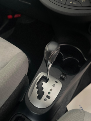 2011 Toyota Yaris 1.33 Dual Vvt-I Tr Multidrive S Euro 5 5dr in Silver — image 6
