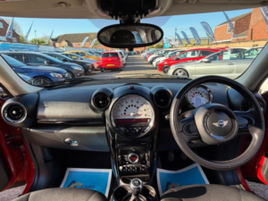 2013 MINI Countryman 1.6 Cooper Euro 6 (s/s) 5dr in Red — image 2