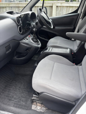 2016 Peugeot Partner 1.6 Hdi Professional Plus Swb Manual in White — image 2