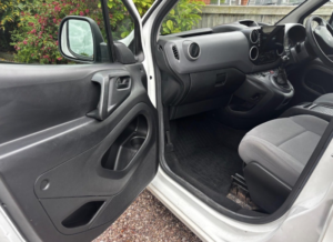 2016 Peugeot Partner 1.6 Hdi Professional Plus Swb Manual in White — image 4