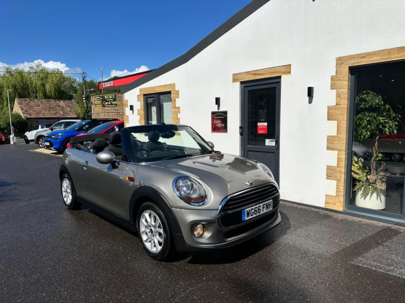 2016 MINI Convertible 1.5 Cooper Euro 6 (s/s) 2dr in Silver — image 1