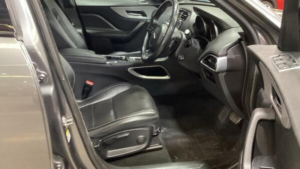 2017 Jaguar F-Pace 2.0 D240 R-Sport Auto AWD Euro 6 (s/s) 5dr in Other — image 3