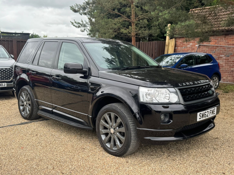2012 Land Rover Freelander 2 2.2 Sd4 Sport Le in Black — image 1