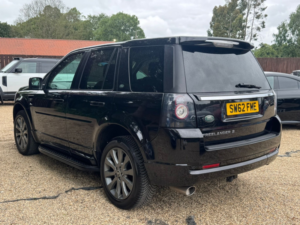 2012 Land Rover Freelander 2 2.2 Sd4 Sport Le in Black — image 5