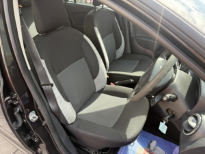 2016 Dacia Logan Mcv 1.2 Ambiance 1.2 16v 75 in Black — image 6