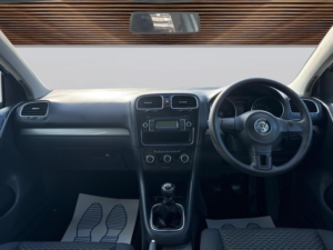 2009 Volkswagen Golf 1.6 Tdi S Euro 5 5dr in Silver — image 3