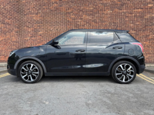 2016 Ssangyong Tivoli 1.6 E-Xgi Elx Euro 6 (s/s) 5dr in Black — image 5